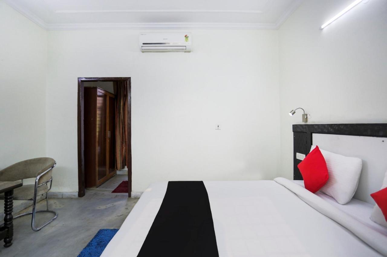 فندق Capital O The Nest Expo Near Pvr Ansal Plaza Greater نويدا المظهر الخارجي الصورة